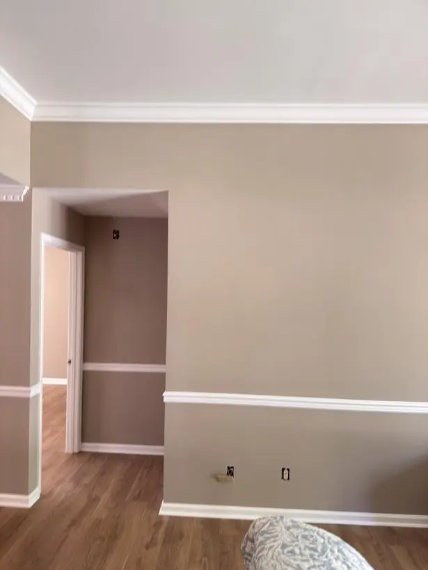 Dining area — chair rail and crown molding — interior repaint by Vibrant Painting, Greenville SC
